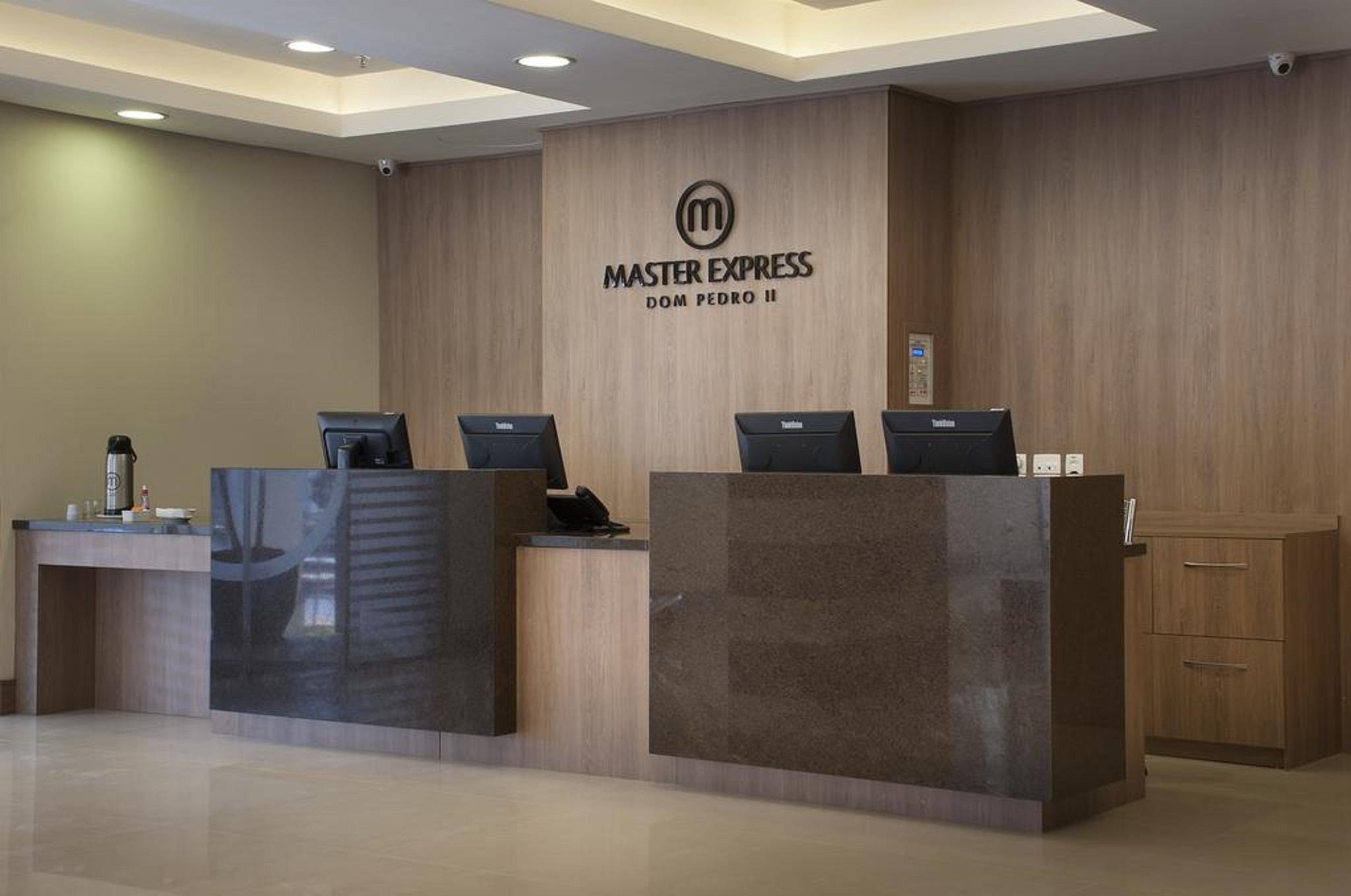 Master Express Dom Pedro II - Proximo Ao Consulado Americano E Aeroporto Порту-Алегри Экстерьер фото